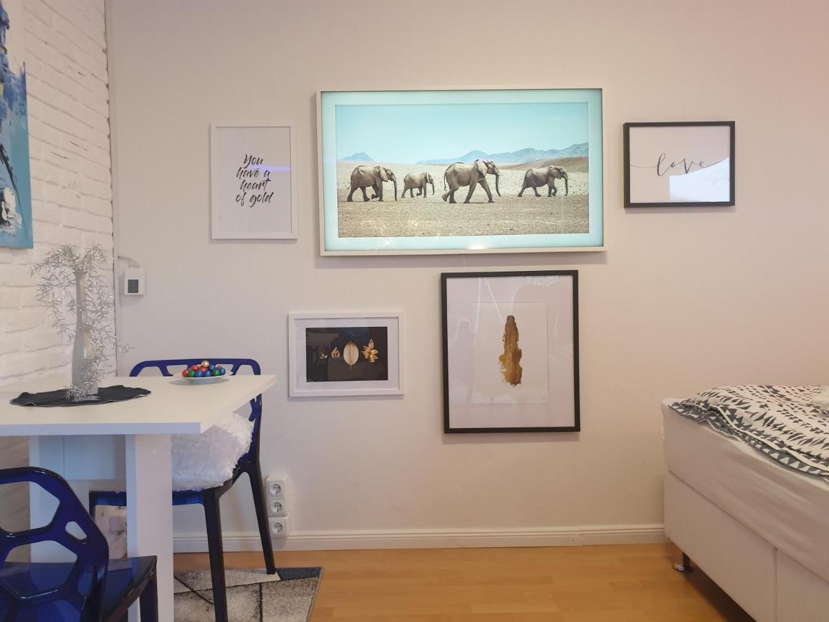 グリュックスブルクGemuetlich U. Modern, Balkon,Pp,Strand,Delongi,Heimkino!アパートメント エクステリア 写真