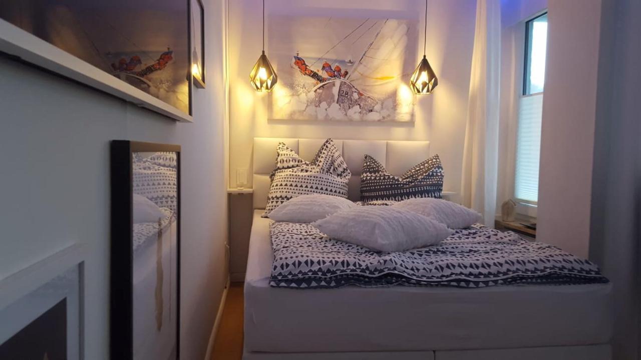 グリュックスブルクGemuetlich U. Modern, Balkon,Pp,Strand,Delongi,Heimkino!アパートメント エクステリア 写真